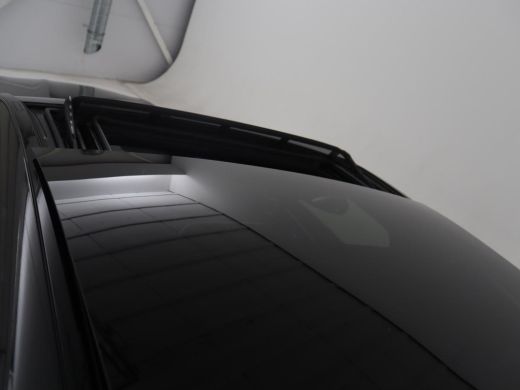 Mercedes-Benz C-Klasse 200 Luxury Line | Panoramadak | Leder | Memory | Adaptive cruise | Stoelverwarming | Burmester | ... ActivLease financial lease