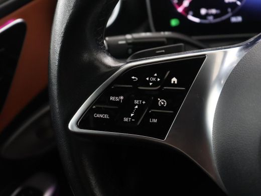 Mercedes-Benz C-Klasse 200 Luxury Line | Panoramadak | Leder | Memory | Adaptive cruise | Stoelverwarming | Burmester | ... ActivLease financial lease