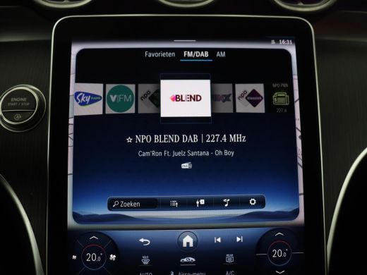 Mercedes-Benz C-Klasse 200 Luxury Line | Panoramadak | Leder | Memory | Adaptive cruise | Stoelverwarming | Burmester | ... ActivLease financial lease