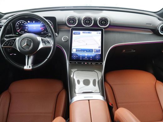 Mercedes-Benz C-Klasse 200 Luxury Line | Panoramadak | Leder | Memory | Adaptive cruise | Stoelverwarming | Burmester | ... ActivLease financial lease