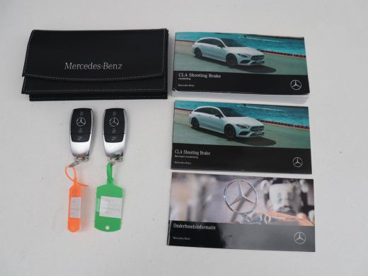 Mercedes-Benz CLA Shooting Brake 200 Business Solution Luxury | Panoramadak | Adaptive cruise | Memory | Trekhaak |... ActivLease financial lease