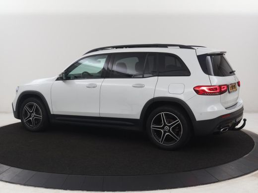 Mercedes-Benz GLB | Panoramadak | Memory | Leder/alcantara | Trekhaak | Cruise control | Stoelverwarming | Camera |... ActivLease financial lease