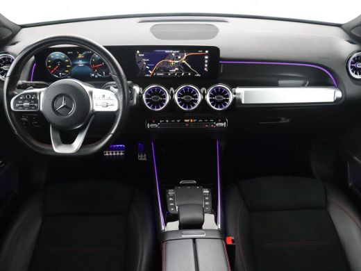 Mercedes-Benz GLB | Panoramadak | Memory | Leder/alcantara | Trekhaak | Cruise control | Stoelverwarming | Camera |... ActivLease financial lease