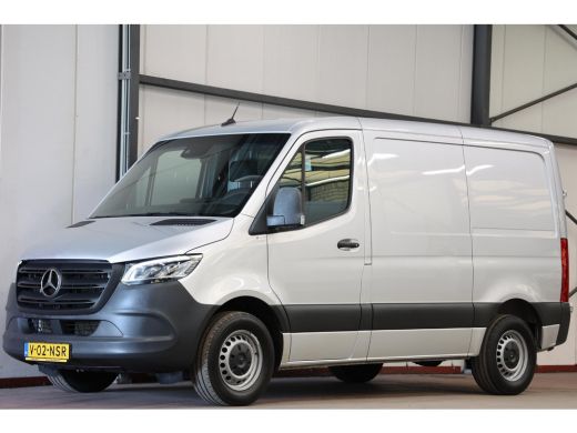 Mercedes-Benz Sprinter 317 L1H1 170PK 2000KG TREKVERMOGEN ActivLease financial lease