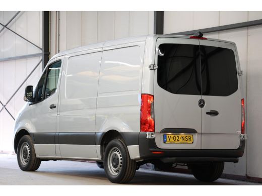 Mercedes-Benz Sprinter 317 L1H1 170PK 2000KG TREKVERMOGEN ActivLease financial lease