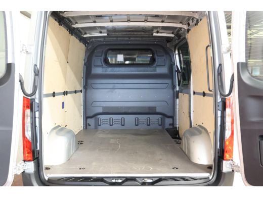Mercedes-Benz Sprinter 317 L1H1 170PK 2000KG TREKVERMOGEN ActivLease financial lease