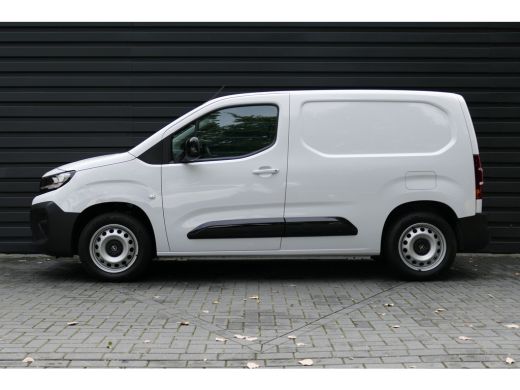 Opel Combo 1.5 DIESEL 100PK L1H1 / CARPLAY / BETIMMERING / KEYLESS / 3-ZITS / NAVI / AIRCO / LED / PDC / BLU... ActivLease financial lease