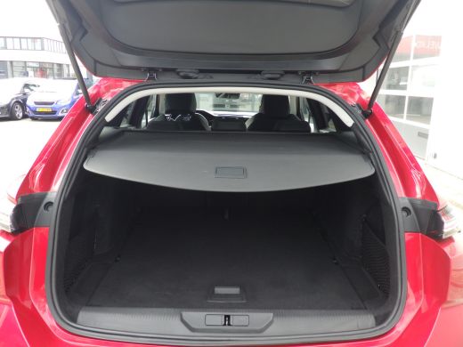 Peugeot 308 SW 1.2 AUT Allure, Camera, Cruise, Navi, Compleet! ActivLease financial lease