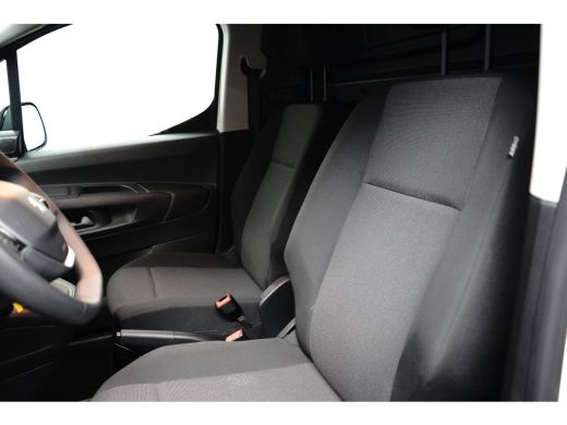 Peugeot Partner Premium L1 Camera | Cruise | Trekhaak | 5434 KM! | | Achteruitrijcamera | Cruise control | Trekhaak ActivLease financial lease