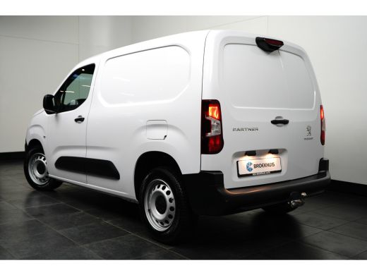 Peugeot Partner Premium L1 Camera | Cruise | Trekhaak | 5434 KM! | | Achteruitrijcamera | Cruise control | Trekhaak ActivLease financial lease
