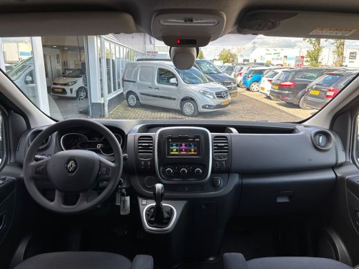 Renault Trafic 2.0 dCi 145 T29 L2H1 DC Comfort | Dubbel Cabine | Automaat | Trekhaak | Achteruitrij Camera | Led ActivLease financial lease