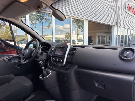 Renault Trafic 2.0 dCi 145 T29 L2H1 DC Comfort | Dubbel Cabine | Automaat | Trekhaak | Achteruitrij Camera | Led ActivLease financial lease