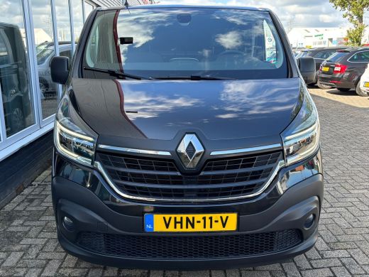 Renault Trafic 2.0 dCi 145 T29 L2H1 DC Comfort | Dubbel Cabine | Automaat | Trekhaak | Achteruitrij Camera | Led ActivLease financial lease