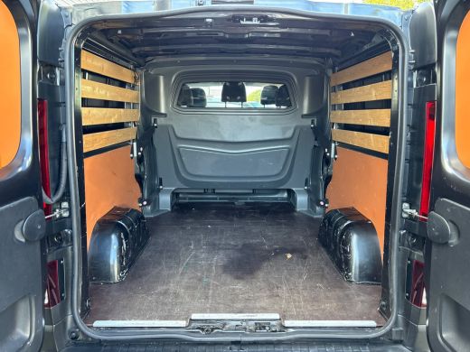 Renault Trafic 2.0 dCi 145 T29 L2H1 DC Comfort | Dubbel Cabine | Automaat | Trekhaak | Achteruitrij Camera | Led ActivLease financial lease