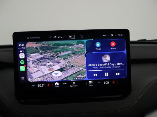 Skoda Enyaq iV 60 + SFEERVERLICHTING | APPLE CARPLAY | ANDROID AUTO | DAB ActivLease financial lease