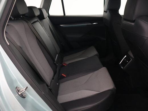 Skoda Enyaq iV 60 + SFEERVERLICHTING | APPLE CARPLAY | ANDROID AUTO | DAB ActivLease financial lease