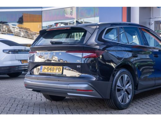 Skoda Enyaq iV 80 | SOH 93% | Apple Carplay/Android Auto | Achteruitrijcamera | Keyless | Stof/lederen bekleding... ActivLease financial lease