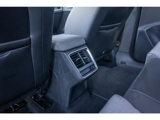 Skoda Enyaq iV 80 | SOH 93% | Apple Carplay/Android Auto | Achteruitrijcamera | Keyless | Stof/lederen bekleding... ActivLease financial lease