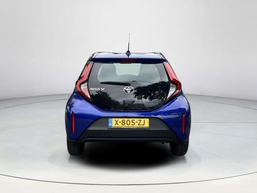 Toyota Aygo 1.0 VVT-i MT Play Toyota Aygo X 1.0 VVT-i MT play ActivLease financial lease