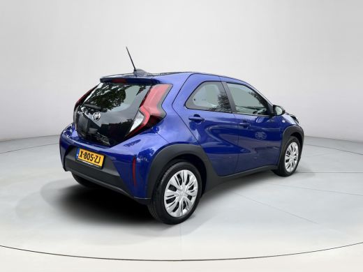 Toyota Aygo 1.0 VVT-i MT Play Toyota Aygo X 1.0 VVT-i MT play ActivLease financial lease
