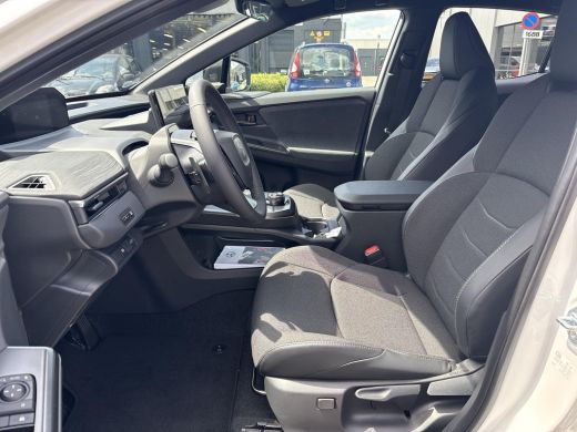 Toyota C-HR+ First Edition 77 kWh ActivLease financial lease