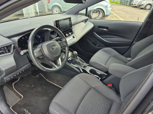 Toyota Corolla Touring Sports 2.0 Hybrid Executive ActivLease financial lease