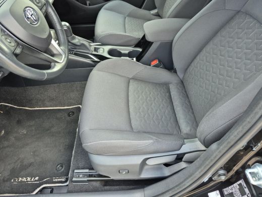 Toyota Corolla Touring Sports 2.0 Hybrid Executive ActivLease financial lease