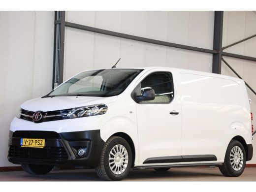 Toyota ProAce 1.5 D-4D Live Airco Cruise Navi Apple CarPlay ActivLease financial lease