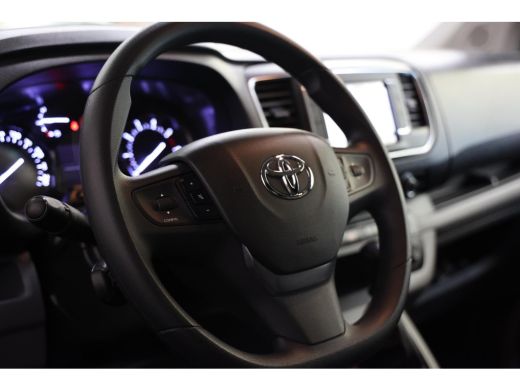 Toyota ProAce 1.5 D-4D Live Airco Cruise Navi Apple CarPlay ActivLease financial lease