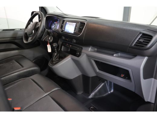Toyota ProAce 1.5 D-4D Live Airco Cruise Navi Apple CarPlay ActivLease financial lease