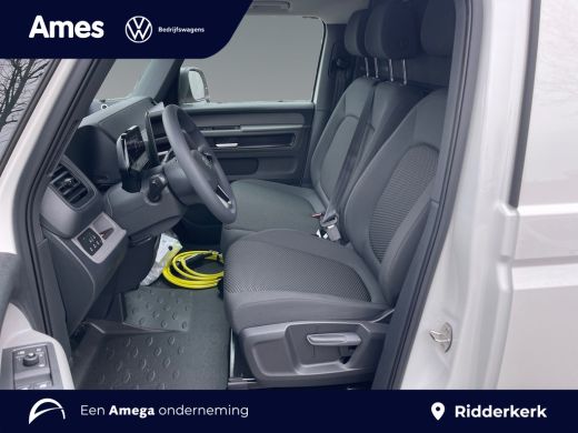 Volkswagen ID. Buzz Cargo Cargo Economy Limited Edition Elektromotor 210 kW / 286 PK 2988 mm Elektrische aandrijv | Trekhaak ActivLease financial lease