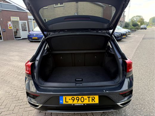 Volkswagen T-Roc 1.5 TSI Style Business Panoramadak, Stoelverwarming, App Connect ActivLease financial lease