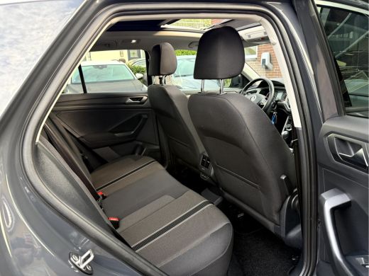Volkswagen T-Roc 1.5 TSI Style Business Panoramadak, Stoelverwarming, App Connect ActivLease financial lease