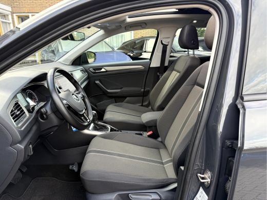 Volkswagen T-Roc 1.5 TSI Style Business Panoramadak, Stoelverwarming, App Connect ActivLease financial lease