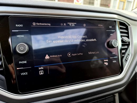 Volkswagen T-Roc 1.5 TSI Style Business Panoramadak, Stoelverwarming, App Connect ActivLease financial lease