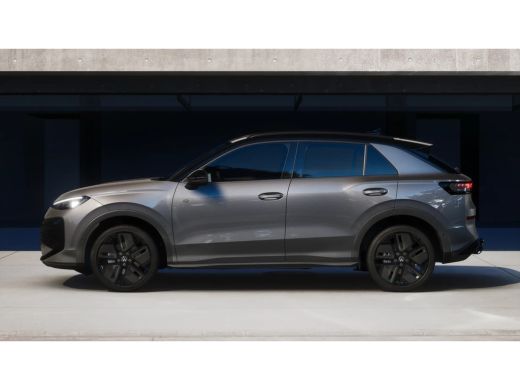 Volkswagen T-Roc R-Line Edition | 'App-Connect' draadloze smartphone integratie | 30,5 cm display met 2D en 3D wee... ActivLease financial lease
