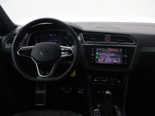 Volkswagen Tiguan 1.5 TSI R-LINE + VIRTUAL COCKPIT | ADAPTIVE CRUISE | 19 INCH ActivLease financial lease