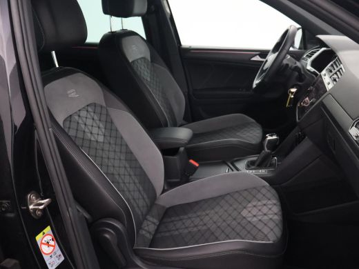 Volkswagen Tiguan 1.5 TSI R-LINE + VIRTUAL COCKPIT | ADAPTIVE CRUISE | 19 INCH ActivLease financial lease