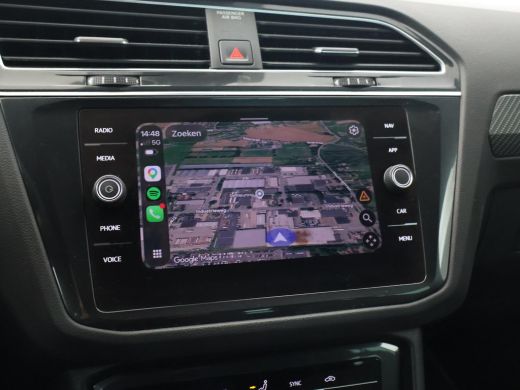 Volkswagen Tiguan 1.5 TSI R-LINE + VIRTUAL COCKPIT | ADAPTIVE CRUISE | 19 INCH ActivLease financial lease