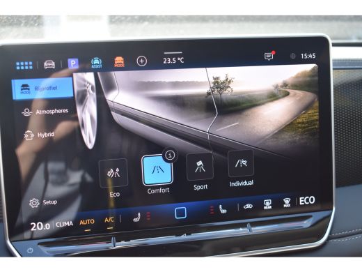 Volkswagen Tiguan Life Edition - eHybrid | 'App-Connect' draadloze smartphone integratie | Achteruitrijcamera (Rear... ActivLease financial lease