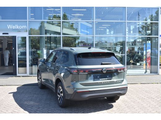 Volkswagen Tiguan Life Edition - eHybrid | 'App-Connect' draadloze smartphone integratie | Achteruitrijcamera (Rear... ActivLease financial lease