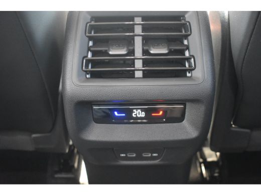 Volkswagen Tiguan Life Edition - eHybrid | 'App-Connect' draadloze smartphone integratie | Achteruitrijcamera (Rear... ActivLease financial lease