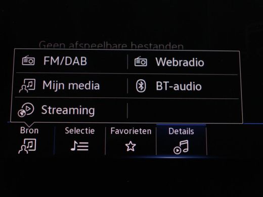 Volkswagen Tiguan | Panoramadak | Adaptive cruise | Stuur/stoel verwarming | Stoelmassage | Camera | Park assist | ... ActivLease financial lease