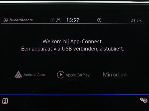 Volkswagen Tiguan | Panoramadak | Adaptive cruise | Stuur/stoel verwarming | Stoelmassage | Camera | Park assist | ... ActivLease financial lease