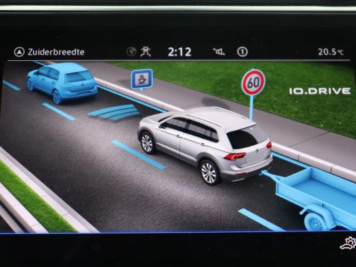 Volkswagen Tiguan | R-line | Panoramadak | Leder | Trekhaak | Adaptive cruise | Head-up | 360 camera | Park assist ... ActivLease financial lease