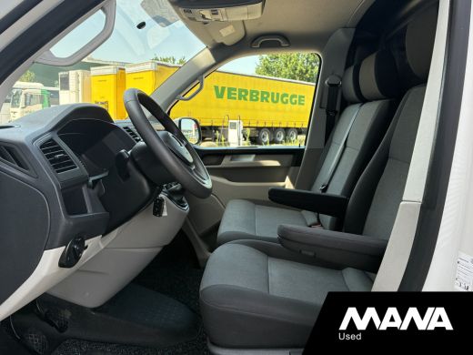 Volkswagen Transporter 2.0 TDI L1H1 Imperiaal Trekhaak Airco Carplay ActivLease financial lease