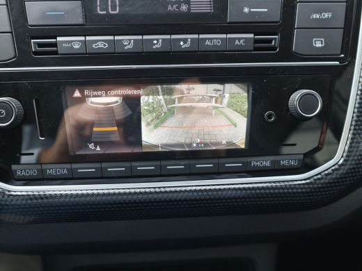 Volkswagen up! 1.0 EXECUTIVE CLIMA CAMERA CRUISE CONTROL NL AUTO ActivLease financial lease