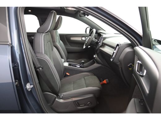 Volvo  EX40 Single Extended Ultra Black Edition Europa 82 kWh | Snel Beschikbaar | Panoramadak | Harman/Kardo... ActivLease financial lease
