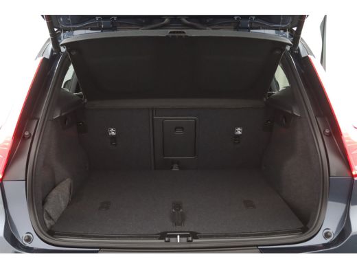 Volvo  EX40 Single Extended Ultra Black Edition Europa 82 kWh | Snel Beschikbaar | Panoramadak | Harman/Kardo... ActivLease financial lease