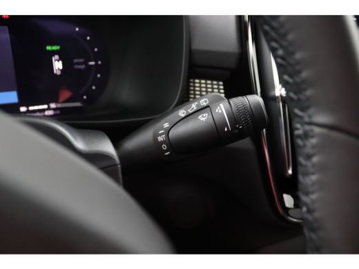 Volvo  EX40 Single Extended Ultra Black Edition Europa 82 kWh | Snel Beschikbaar | Panoramadak | Harman/Kardo... ActivLease financial lease